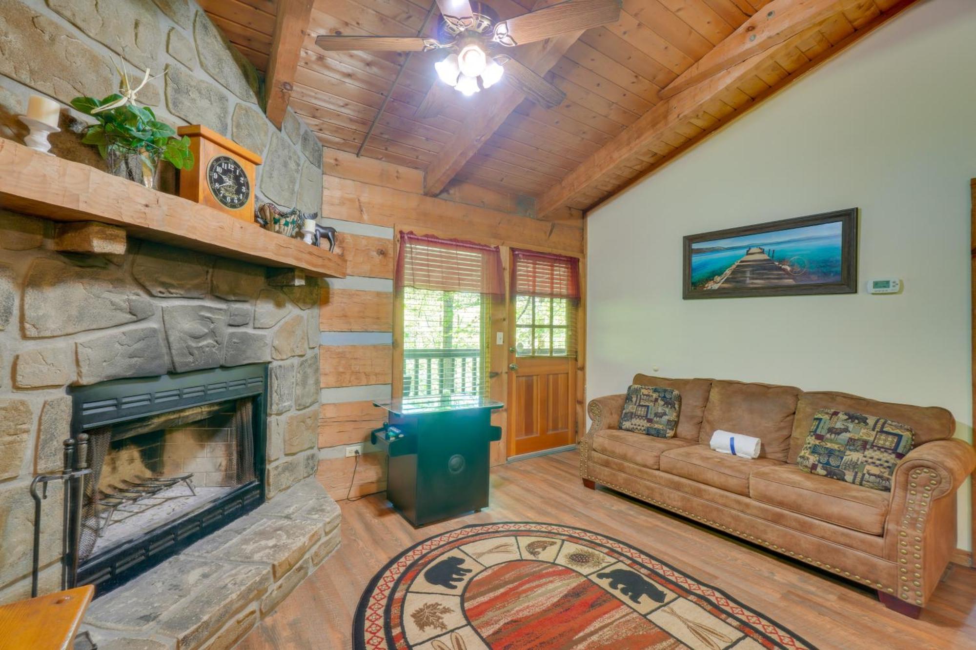 Gatlinburg Cabin With Hot Tub About 6 Mi To Downtown! Zewnętrze zdjęcie